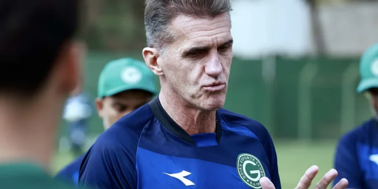 mancini-admite-desempenho-abaixo-e-afasta-possibilidade-de-demissao-do-goias