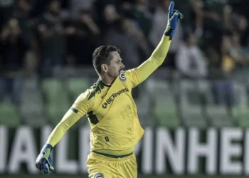 tadeu-aponta-falta-de-“capricho”-do-goias-no-classico