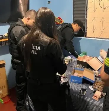 operacao-narcos-1:-policia-civil-prende-homem-com-arma,-drogas-e-mais-de-r$-70-mil-em-maurilandia