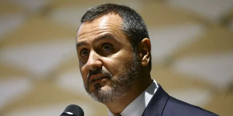 diretor-da-pf-diz-que-bolsonaristas-nos-eua-sao-“tresloucados-brasileiros”