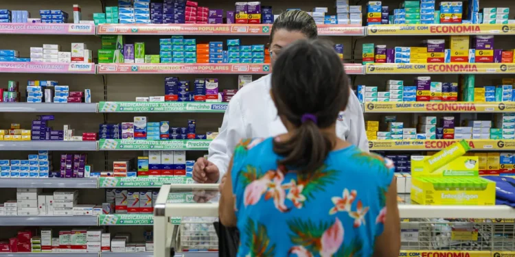 mercado-farmaceutico-brasileiro-atinge-r$-222-bilhoes-e-lidera-na-america-latina