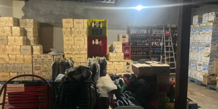 policia-civil-fecha-deposito-clandestino-de-bebidas-na-regiao-norte-de-goiania