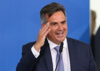 ciro-nogueira-diz-que-bolsonaro-esta-entre-tarcisio-e-ratinho-jr.-para-2026