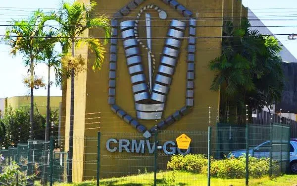 crmv-go-abre-concurso-com-salarios-de-ate-r$-12-mil-em-goiania