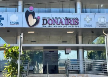 bebe-nasce-empelicado-e-surpreende-a-equipe-de-hospital-em-goiania;-veja-imagens