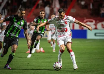 america-mg-x-vila-nova:-onde-assistir,-arbitragem-e-escalacoes