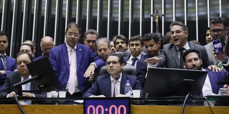 conselho-de-etica-pauta-punicoes-a-deputados-por-obstrucao-do-plenario-da-camara