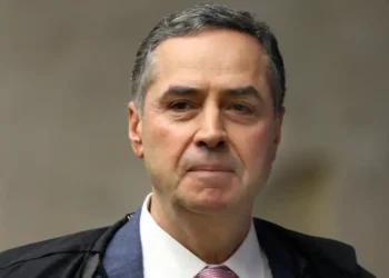 barroso-anuncia-aposentadoria-do-stf