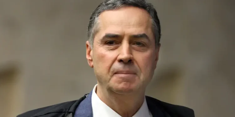 barroso-anuncia-aposentadoria-do-stf