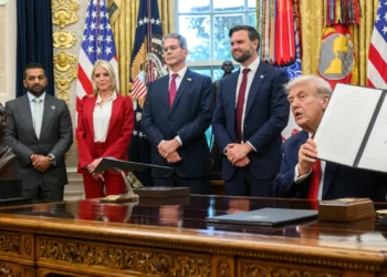 paralisacao-nos-eua-continua-pelo-7°-dia-apos-senado-rejeitar-proposta-orcamentaria