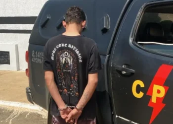 homem-e-preso-apos-matar-rapaz-por-divida-e-celular-em-hidrolandia