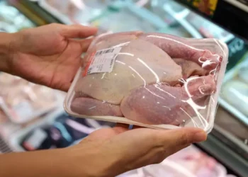 demanda-firme-e-exportacoes-aquecem-mercado-do-frango-no-brasil