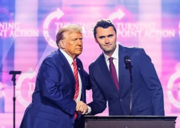 donald-trump-concede-maior-honraria-civil-dos-eua-a-ativista-charlie-kirk