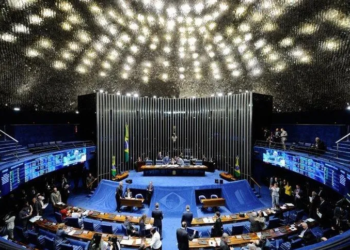 senado-aprova-aumento-de-pena-para-roubo-com-violencia-e-cria-crime-de-resistencia-qualificada