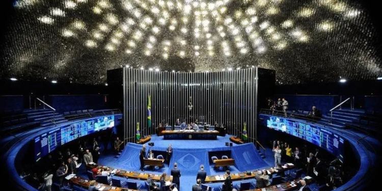 senado-aprova-aumento-de-pena-para-roubo-com-violencia-e-cria-crime-de-resistencia-qualificada