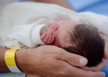 bebes-passam-a-ter-identificacao-digital-ainda-na-maternidade-em-goias