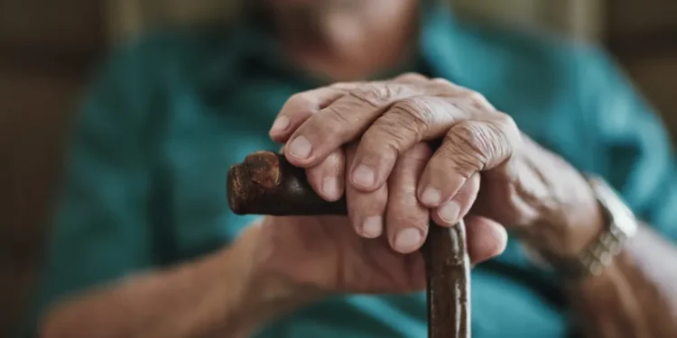 em-quatro-decadas,-idosos-passam-de-2,9%-para-9%-da-populacao-em-goias