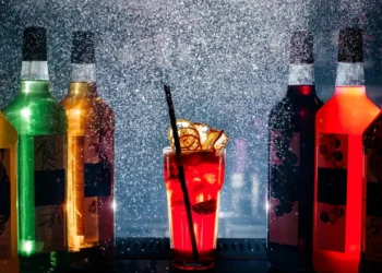 metanol-e-direito-do-consumidor:-saiba-como-agir-apos-suspeita-de-bebida-adulterada