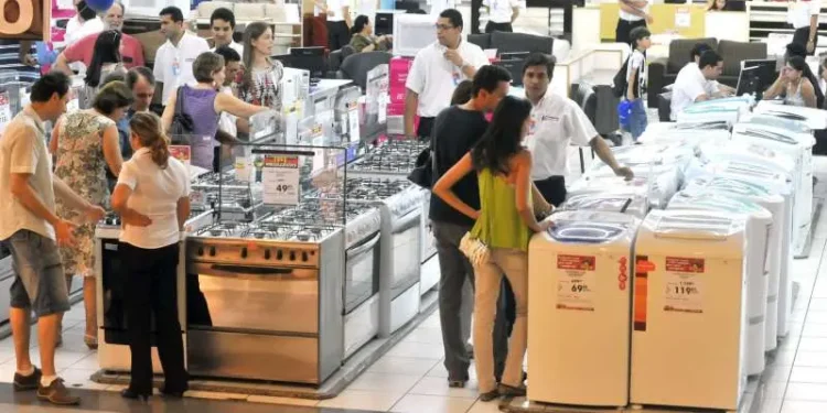 vendas-no-varejo-crescem-0,2%-e-interrompem-quatro-meses-de-queda