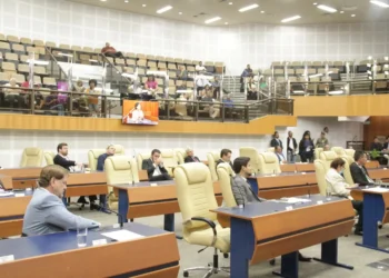 ausencia-de-dialogo-dificulta-resolucao-do-impasse-na-ldo-em-goiania