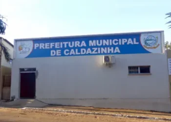 prefeitura-de-caldazinha-–-go-abre-concurso-com-mais-de-250-vagas