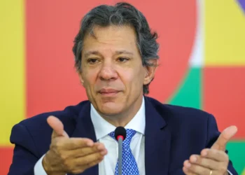 haddad-diz-que-economia-apresenta-avancos-e-rebate-criticas-de-veiculos-de-imprensa