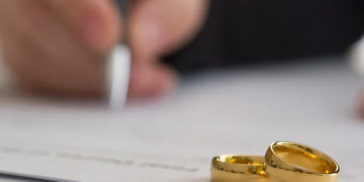 divorcios-entre-goianos-sobem-32,5%-e-casamentos-caem-25%-em-dez-anos