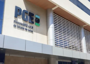pge-go-abre-vagas-para-estagio-em-direito;-estudantes-tem-ate-esta-quarta-(29)-para-se-inscrever