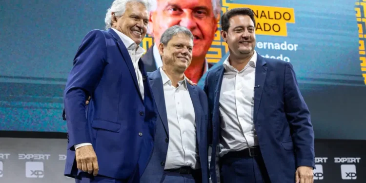em-cenario-sem-tarcisio,-caiado-e-ratinho-despontam-como-alternativas-da-direita-em-2026