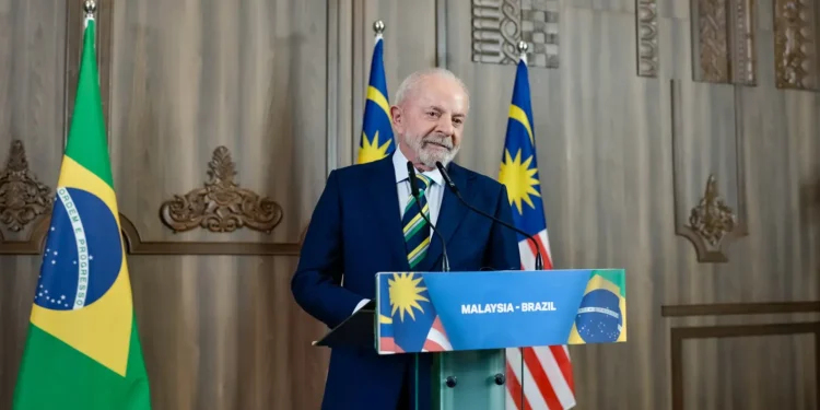 lula-se-arrepende-de-dizer-em-outro-pais-que-e-candidato-a-reeleicao