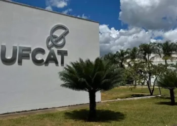 universidade-federal-de-catalao-lanca-concurso-com-salarios-de-ate-r$-13-mil