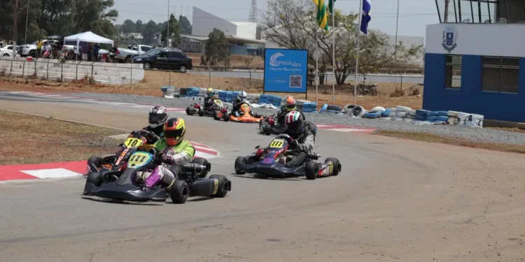 kart:-campeonato-goiano-define-campeoes-da-temporada-2025-em-anapolis