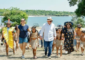lula-promete-levar-energia-eletrica-a-aldeia-indigena-no-para,-neste-domingo-(2)