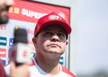 umberto-louzer-lamenta-empate-para-o-operario-pr-e-projeta-fim-de-temporada