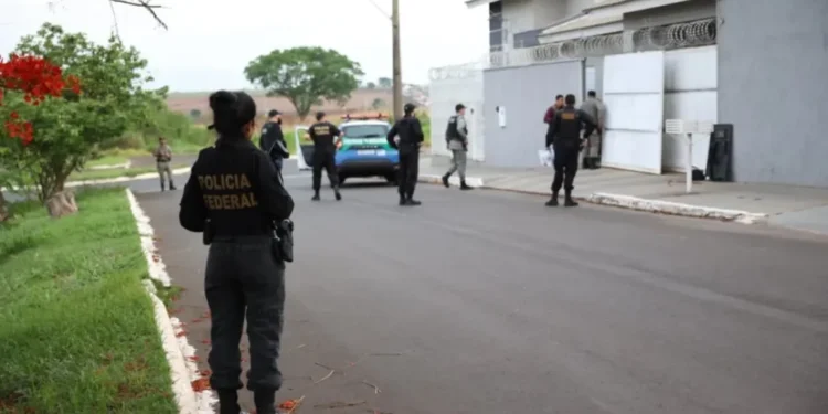 policiais-militares-sao-alvos-da-operacao-por-corrupcao-e-lavagem-de-dinheiro-em-goias