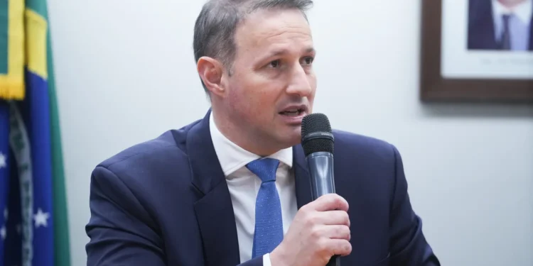 projeto-que-equipara-faccoes-criminosas-ao-terrorismo-gera-crise-entre-planalto-e-congresso