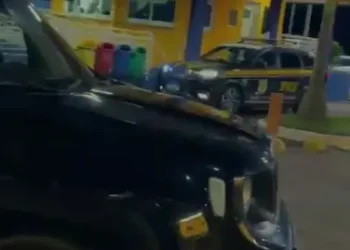 jeep-furtado-em-sao-paulo-e-apreendido-pela-prf-em-rodovia-de-goias