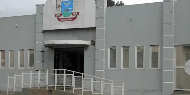 goias-tem-tres-concursos-abertos-em-diferentes-areas;-salarios-chegam-a-r$-13-mil