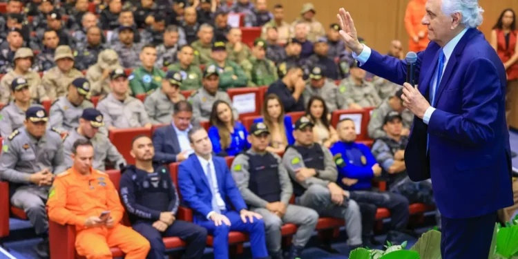 caiado-quer-acompanhar-tramitacao-de-projetos-da-seguranca-no-congresso