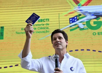 daniel-amplia-sintonia-com-gracinha-para-herdar-legado-social-de-caiado