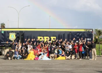 acao-da-prf-mobiliza-forcas-de-seguranca-em-apoio-a-criancas-com-cancer
