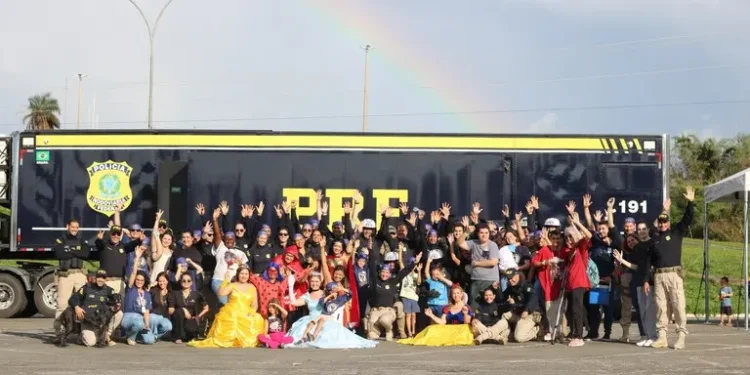 acao-da-prf-mobiliza-forcas-de-seguranca-em-apoio-a-criancas-com-cancer