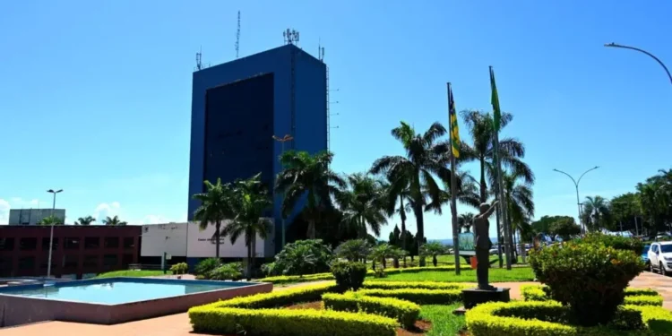 medicos-em-debate:-impasse-sobre-reducao-de-plantoes-em-goiania