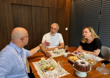 por-que-o-pt-avalia-apoiar-jose-eliton-para-governador-em-2026