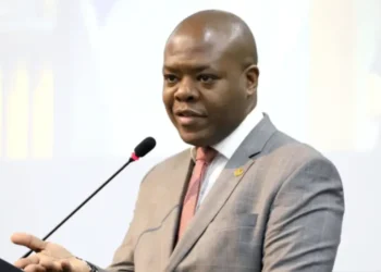 pf-indicia-ex-ministro-silvio-almeida-por-suspeita-de-importunacao-sexual