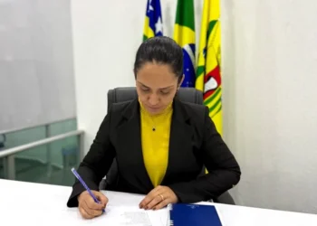 vereadora-impede-homicidio-ao-se-colocar-na-frente-de-atirador-em-ceres