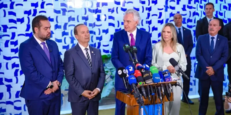 projecao-nacional-de-caiado-ganha-impulso-com-debate-da-seguranca-publica