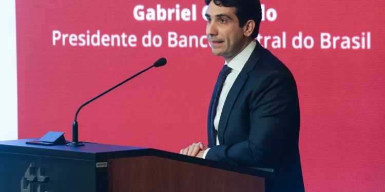 bc-seria-covarde-a-ponto-de-liquidar-brb-por-politica-anti-ibaneis-e-celina?