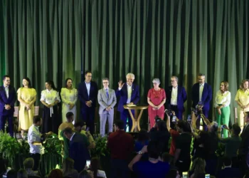 caiado-entrega-premio-ze-gotinha-do-cerrado-e-lanca-programa-respira-goias-em-goiania