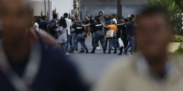 cop30-tem-reta-final-marcada-por-incendio-e-impasses